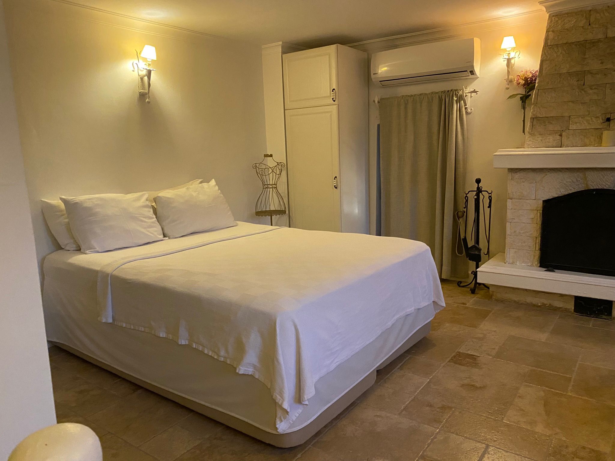 White Antique House 6