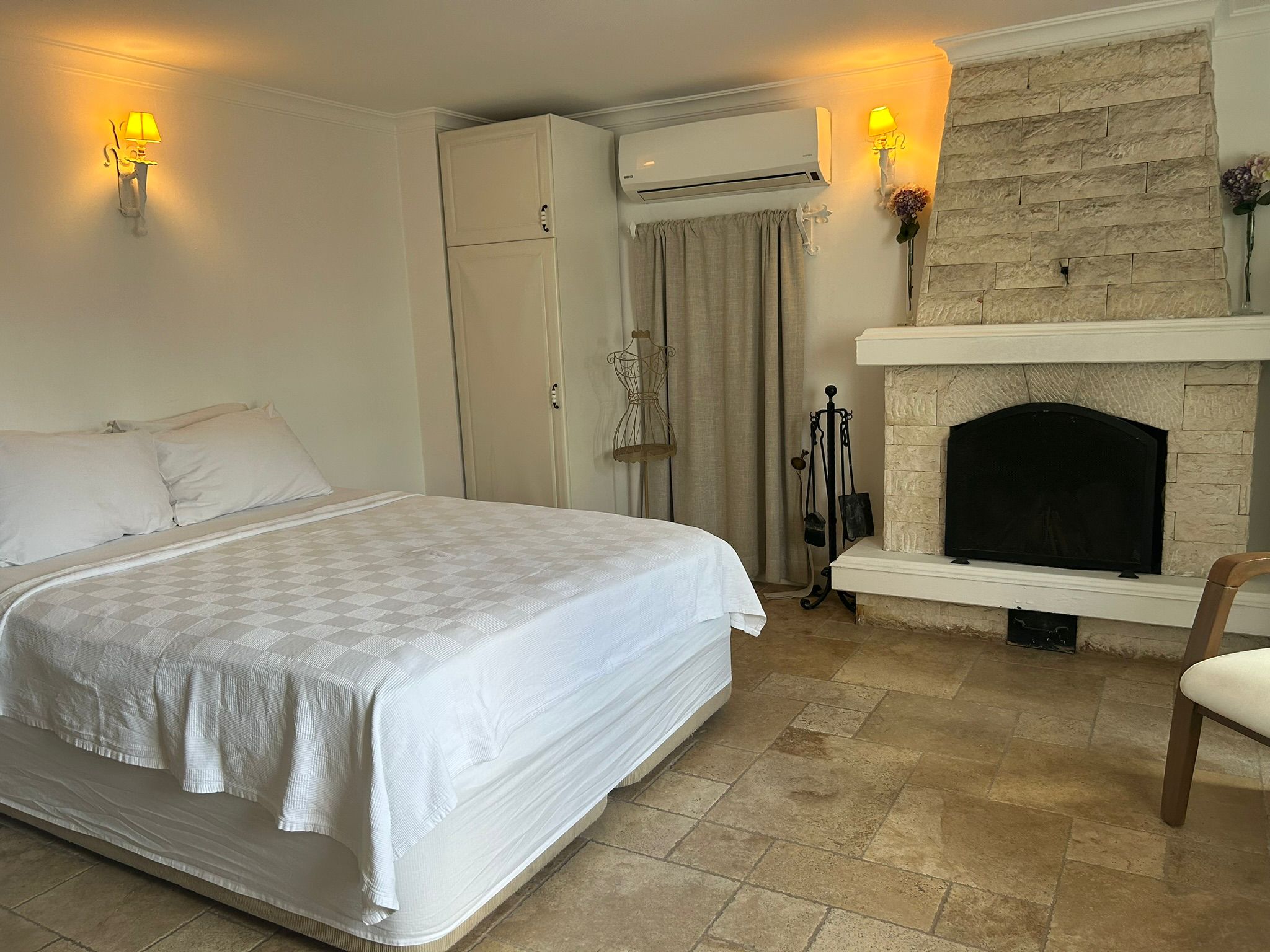 White Antique House 12