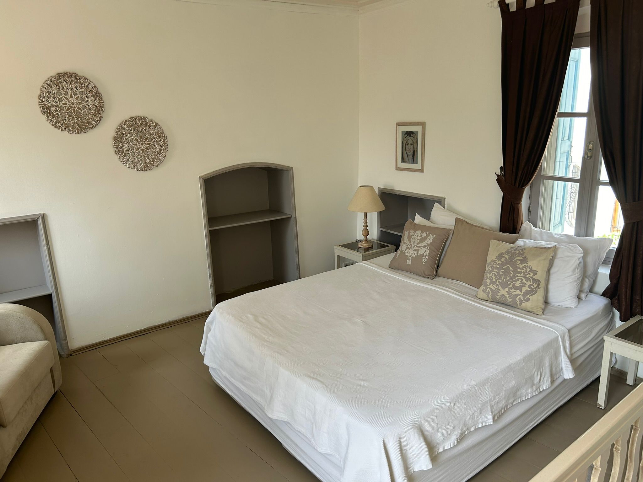 Secret House 11